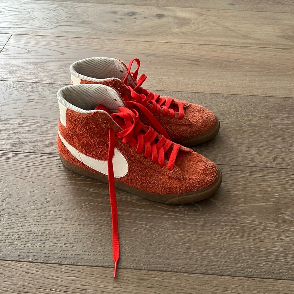 Nike Blazers 6.5